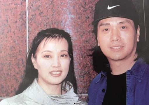 娱乐吃瓜视频封面怎么做,创意与技巧解析  第3张