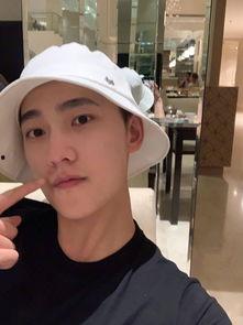 吃瓜娱乐圈来来来吃瓜,揭秘明星幕后故事，一起吃瓜看热闹  第2张