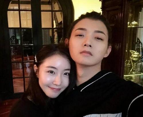 娱乐圈吃瓜壁纸动态下载,揭秘明星幕后生活，带你领略娱乐圈风云变幻