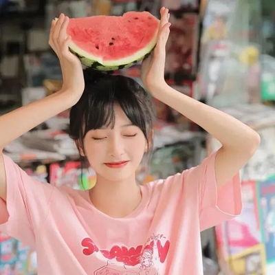 娱乐吃瓜酱微信头像女,揭秘网络流行表情背后的故事与心理”  第2张