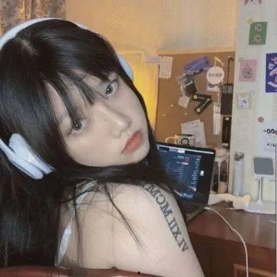 娱乐吃瓜酱微信头像女,揭秘网络流行表情背后的故事与心理”  第3张