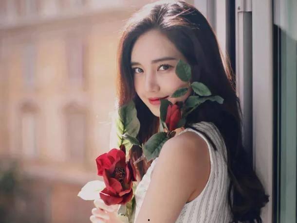 女主娱乐圈吃瓜文,女主的吃瓜逆袭之路  第2张