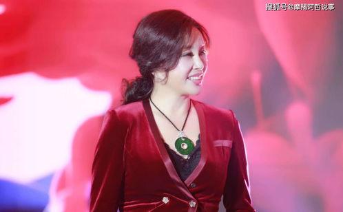 娱乐圈吃瓜 脱口秀,揭秘脱口秀中的“吃瓜”文化  第3张