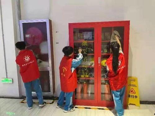 娱乐吃瓜酱向阳路小学,娱乐吃瓜酱的校园风云录  第2张