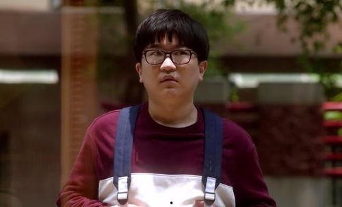 娱乐吃瓜背景女星是谁啊,揭秘“吃瓜群众”热议的神秘女星 第1张 娱乐吃瓜背景女星是谁啊,揭秘“吃瓜群众”热议的神秘女星 第1张