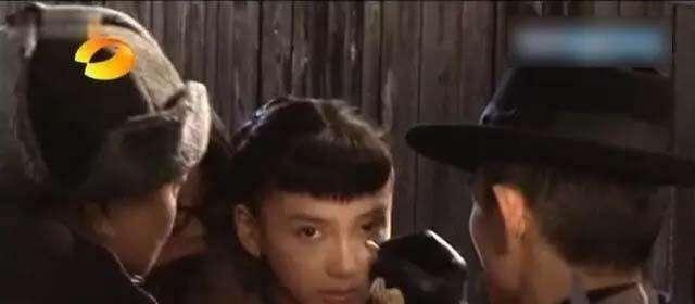 抖个大包袱娱乐吃瓜视频,娱乐吃瓜视频背后的趣味与真相  第3张