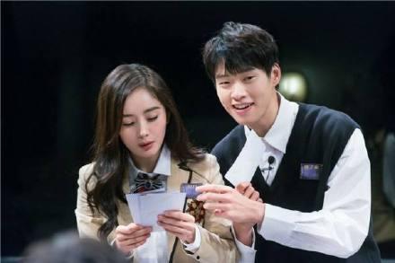 吃瓜等官宣娱乐圈,官宣、绯闻、恋情,揭秘明星背后的故事 第2张 吃瓜等官宣娱乐圈,官宣、绯闻、恋情,揭秘明星背后的故事 第2张