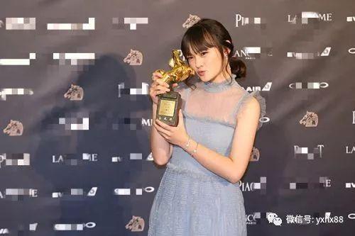 中午12点娱乐圈吃瓜,午间热辣瓜料速递 第3张 中午12点娱乐圈吃瓜,午间热辣瓜料速递 第3张