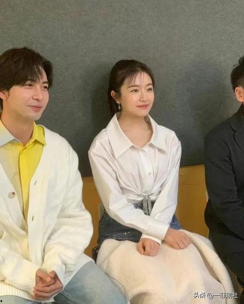 娱乐圈男星吃瓜爆料图片,揭秘明星背后的秘密生活  第2张