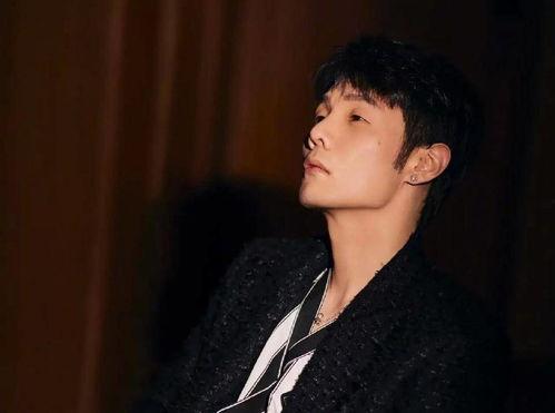 娱乐圈帅哥吃瓜图片高清,高清瓜图揭秘明星私享时光  第1张