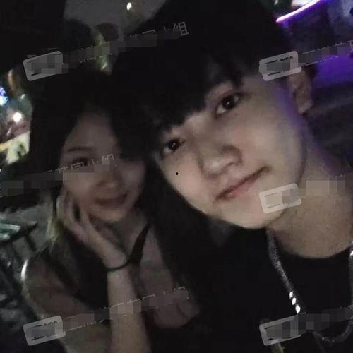 李易峰娱乐吃瓜视频播放,揭秘明星幕后生活  第2张