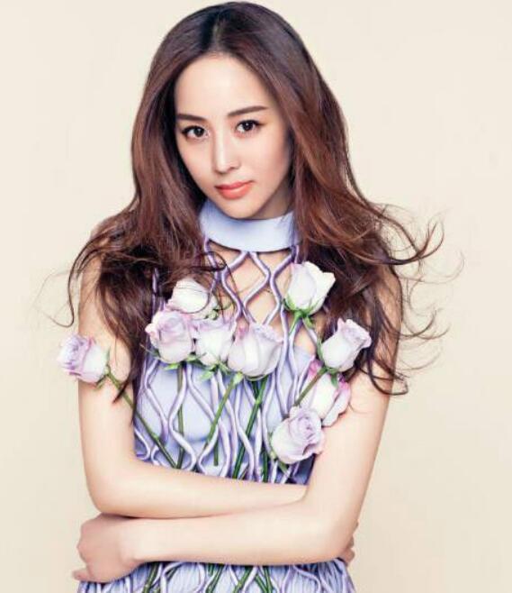 娱乐吃瓜社明星零距离,明星零距离，揭秘娱乐圈幕后故事  第2张