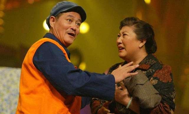 娱乐吃瓜记者是谁扮演的,娱乐吃瓜记者幕后扮演者身份大起底 第3张 娱乐吃瓜记者是谁扮演的,娱乐吃瓜记者幕后扮演者身份大起底 第3张