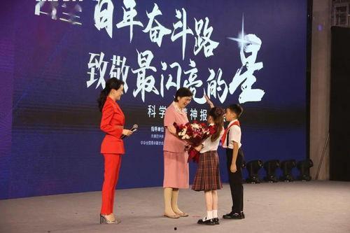 娱乐圈吃瓜作文素材,揭秘明星背后的“瓜” 第3张 娱乐圈吃瓜作文素材,揭秘明星背后的“瓜” 第3张