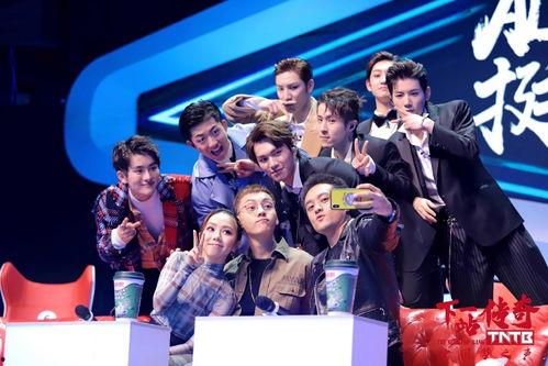 娱乐吃瓜姐缝纫机乐队,娱乐吃瓜姐的狂欢之旅 第2张 娱乐吃瓜姐缝纫机乐队,娱乐吃瓜姐的狂欢之旅 第2张