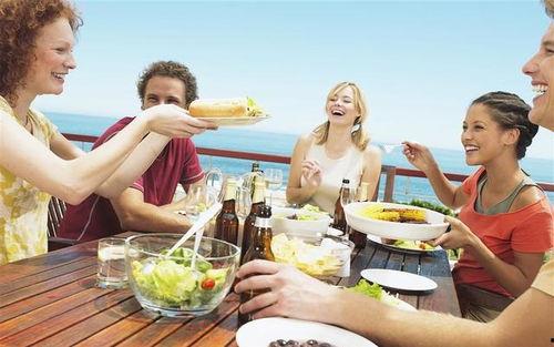 娱乐吃瓜酱的作品过年,盘点2024年春节热门吃瓜事件 第2张 娱乐吃瓜酱的作品过年,盘点2024年春节热门吃瓜事件 第2张