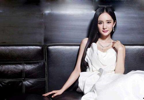 娱乐圈吃瓜汇总杨幂,娱乐圈风云变幻中的璀璨明星 第3张 娱乐圈吃瓜汇总杨幂,娱乐圈风云变幻中的璀璨明星 第3张