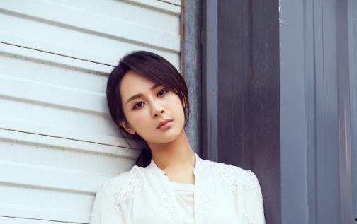 明星娱乐圈吃瓜杨紫,娱乐圈的瓜中女王,揭秘她的星途历程 第3张 明星娱乐圈吃瓜杨紫,娱乐圈的瓜中女王,揭秘她的星途历程 第3张