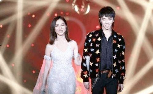 吃瓜娱乐圈邓紫棋,娱乐圈的瓜田女王,揭秘她的音乐与人生 第1张 吃瓜娱乐圈邓紫棋,娱乐圈的瓜田女王,揭秘她的音乐与人生 第1张