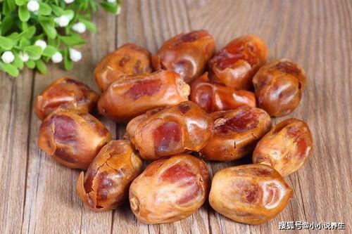 玄学娱乐圈吃瓜小说推荐,揭秘明星背后的神秘力量 第3张 玄学娱乐圈吃瓜小说推荐,揭秘明星背后的神秘力量 第3张