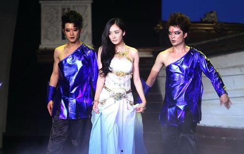 杨幂娱乐圈吃瓜视频,揭秘明星幕后生活 第3张 杨幂娱乐圈吃瓜视频,揭秘明星幕后生活 第3张