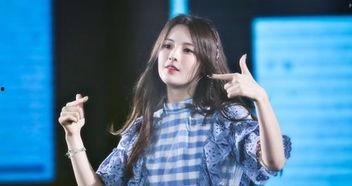 娱乐吃瓜姐娜扎冲哈,揭秘明星幕后故事 第2张 娱乐吃瓜姐娜扎冲哈,揭秘明星幕后故事 第2张