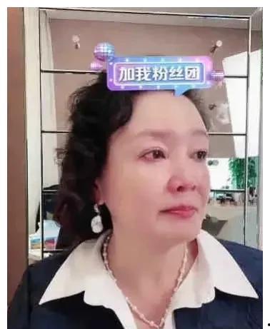 娱乐圈大瓜吃瓜是谁啊视频,揭秘“娱乐圈大瓜吃瓜”背后的神秘人物 第3张 娱乐圈大瓜吃瓜是谁啊视频,揭秘“娱乐圈大瓜吃瓜”背后的神秘人物 第3张