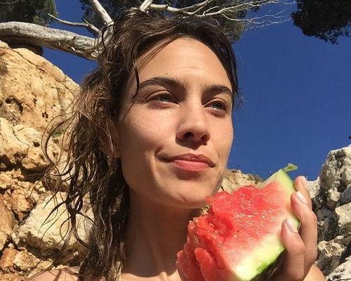 娱乐圈吃瓜照片模板大全,吃瓜照片模板大全,带你领略明星幕后生活 第2张 娱乐圈吃瓜照片模板大全,吃瓜照片模板大全,带你领略明星幕后生活 第2张