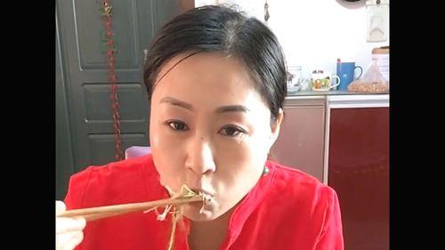 娱乐吃瓜酱好朋友是谁,揭秘娱乐圈背后的故事 第1张 娱乐吃瓜酱好朋友是谁,揭秘娱乐圈背后的故事 第1张