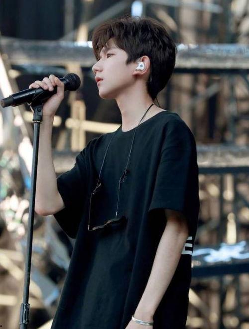 娱乐吃瓜酱双胞胎父母,娱乐吃瓜酱背后的温馨故事 第3张 娱乐吃瓜酱双胞胎父母,娱乐吃瓜酱背后的温馨故事 第3张