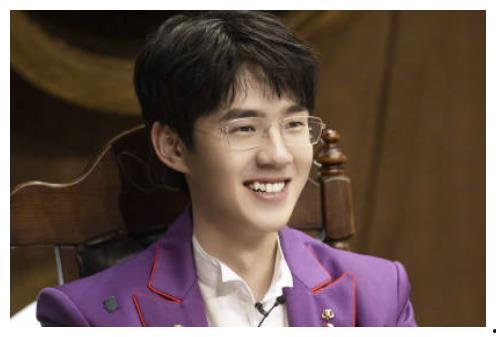 娱乐圈明星集体吃瓜图片,揭秘幕后真相！  第2张