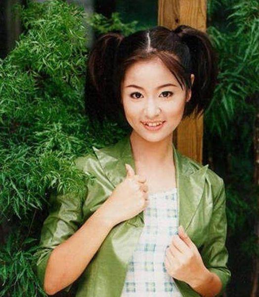 娱乐吃瓜五个女星是谁呀,揭秘“娱乐吃瓜”五大女星之谜 第2张 娱乐吃瓜五个女星是谁呀,揭秘“娱乐吃瓜”五大女星之谜 第2张