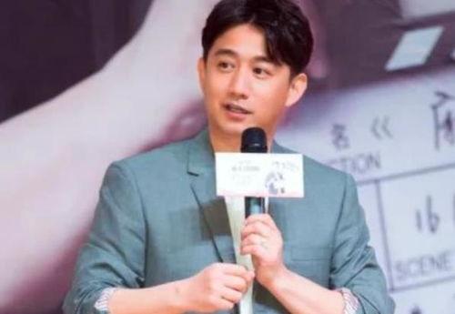 娱乐君吃瓜黄磊微博号,黄磊微博号“娱乐君吃瓜”揭秘娱乐圈幕后故事 第2张 娱乐君吃瓜黄磊微博号,黄磊微博号“娱乐君吃瓜”揭秘娱乐圈幕后故事 第2张