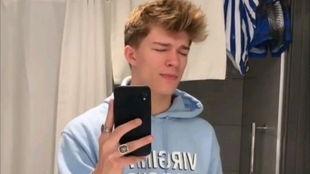 娱乐圈读心吃瓜小说,揭秘明星心机,吃瓜群众笑翻天 第3张 娱乐圈读心吃瓜小说,揭秘明星心机,吃瓜群众笑翻天 第3张