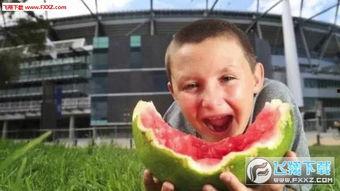 娱乐吃瓜小男孩是谁,他是谁？为何成为网络红人？