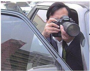 娱乐圈吃瓜群众最新爆料,神秘恋情曝光,当红明星竟与素人牵手? 第2张 娱乐圈吃瓜群众最新爆料,神秘恋情曝光,当红明星竟与素人牵手? 第2张